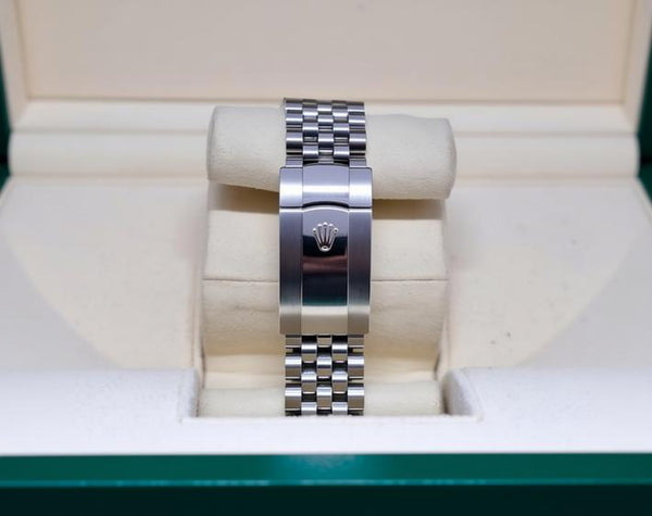 Rolex Datejust 36 MM Jubilee Bracelet Blue Baton Dail 126234